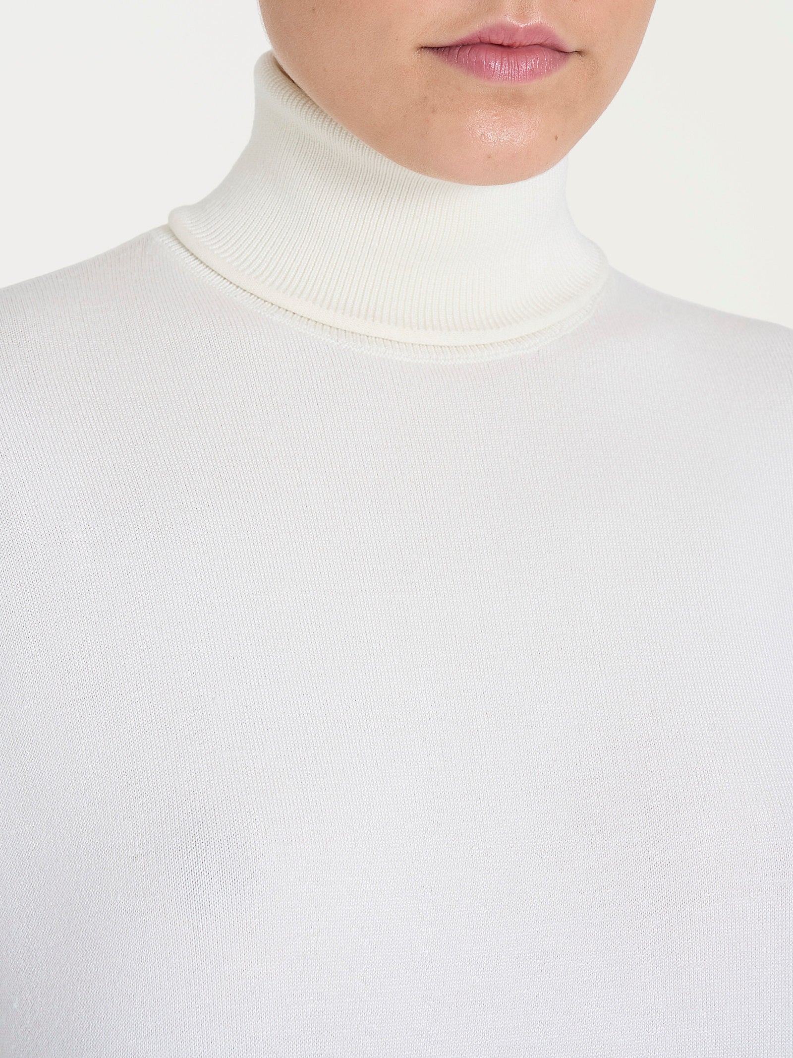 Dolcevita asimmetrico Four Seasons - Avorio - Image 3