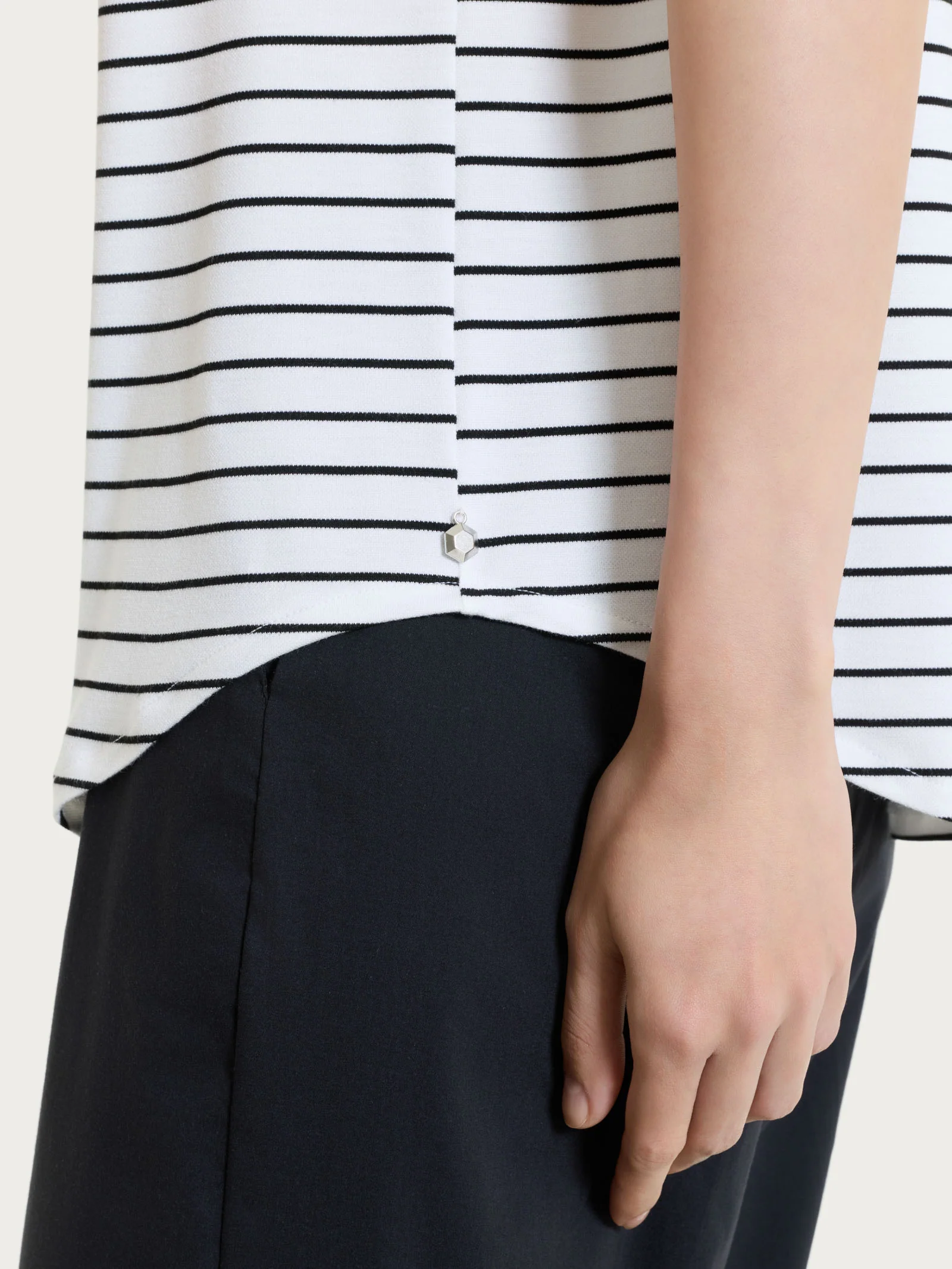 Maglietta a righe con collo a barchetta in Summer Light Piquet - Fant.Bianco - Image 3