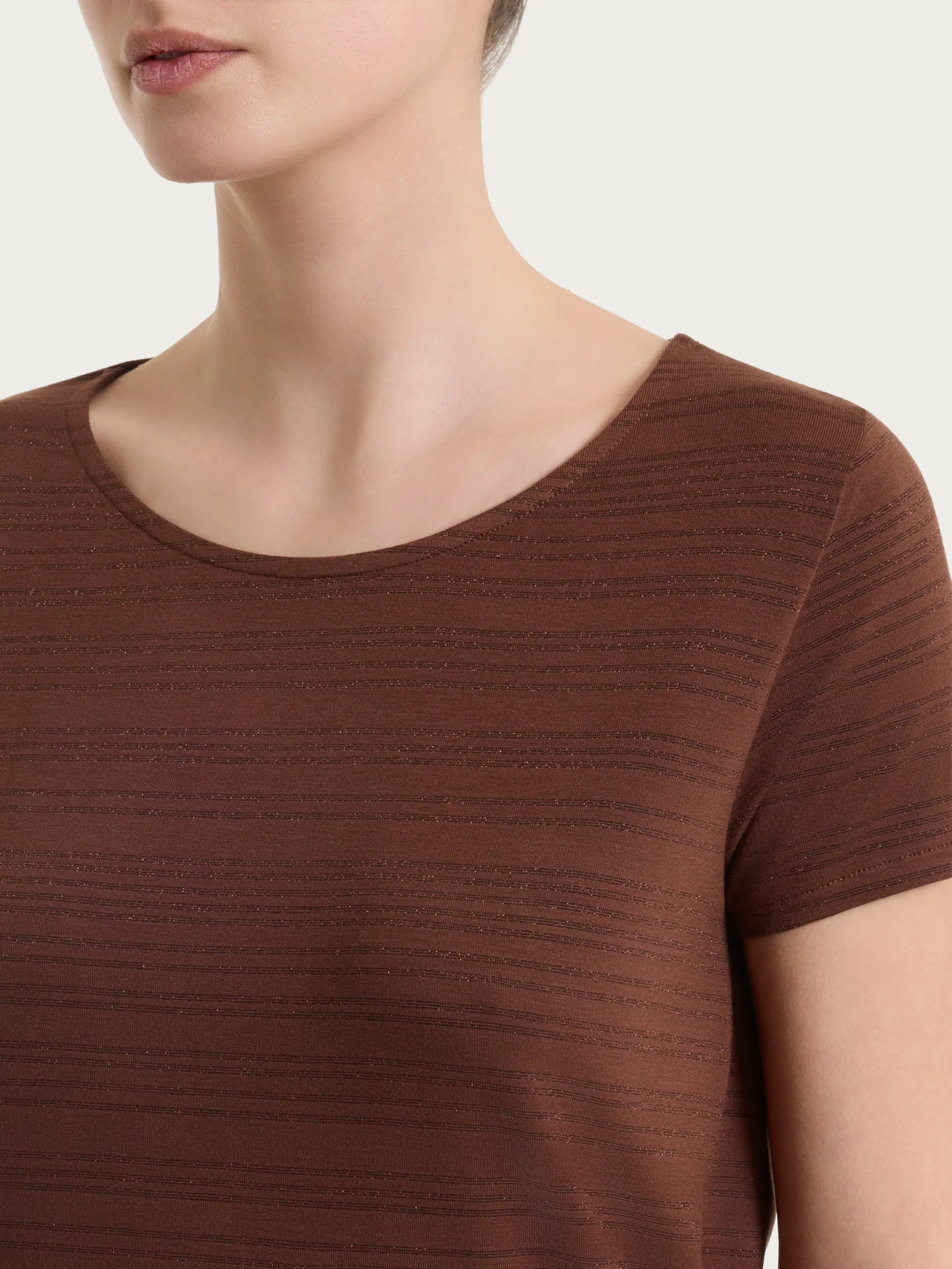 Maglietta con righe orizzontali alternate in Viscosa Summer e Lurex - Fant.Cappuccino - Image 4