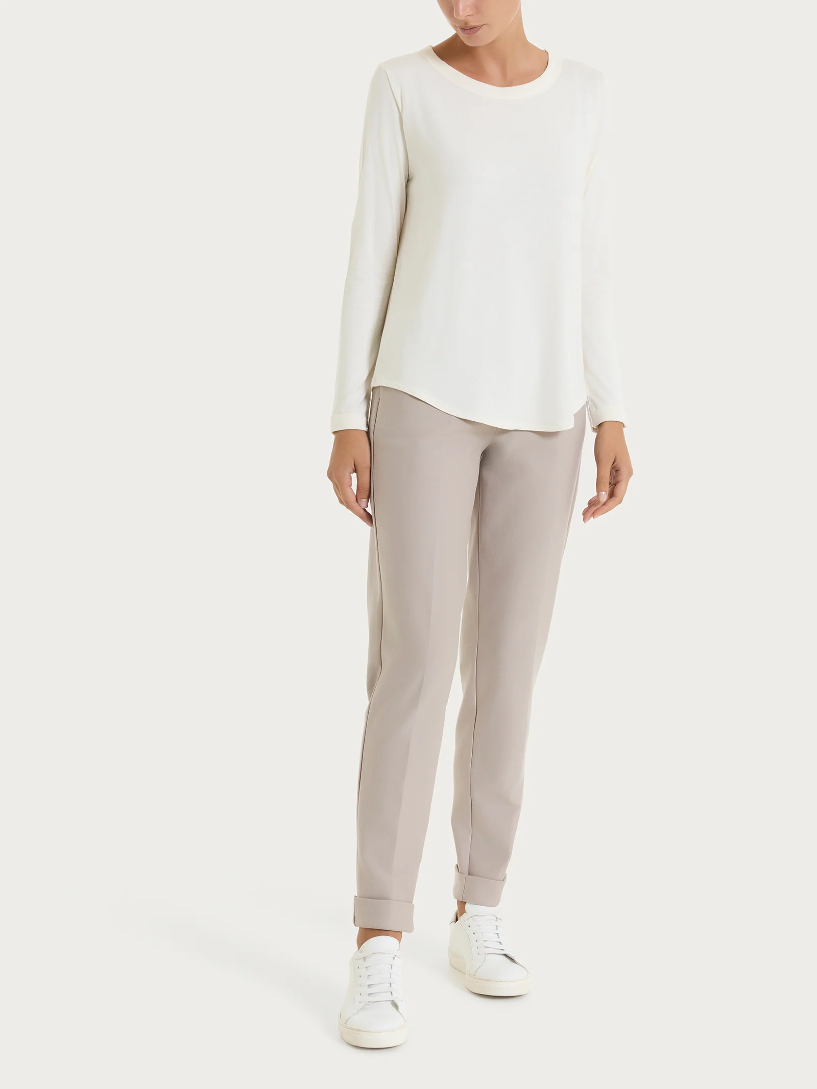 Maglietta girocollo con manica lunga in Eco Viscosa - Avorio - Image 4