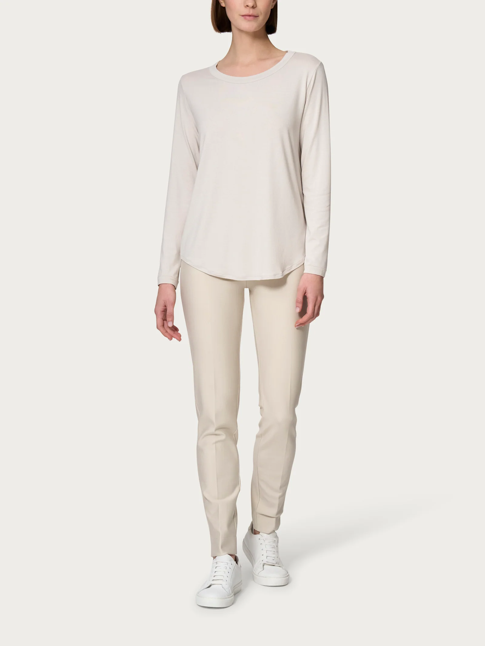 Maglietta girocollo con manica lunga in Eco Viscosa - Champignon - Image 4