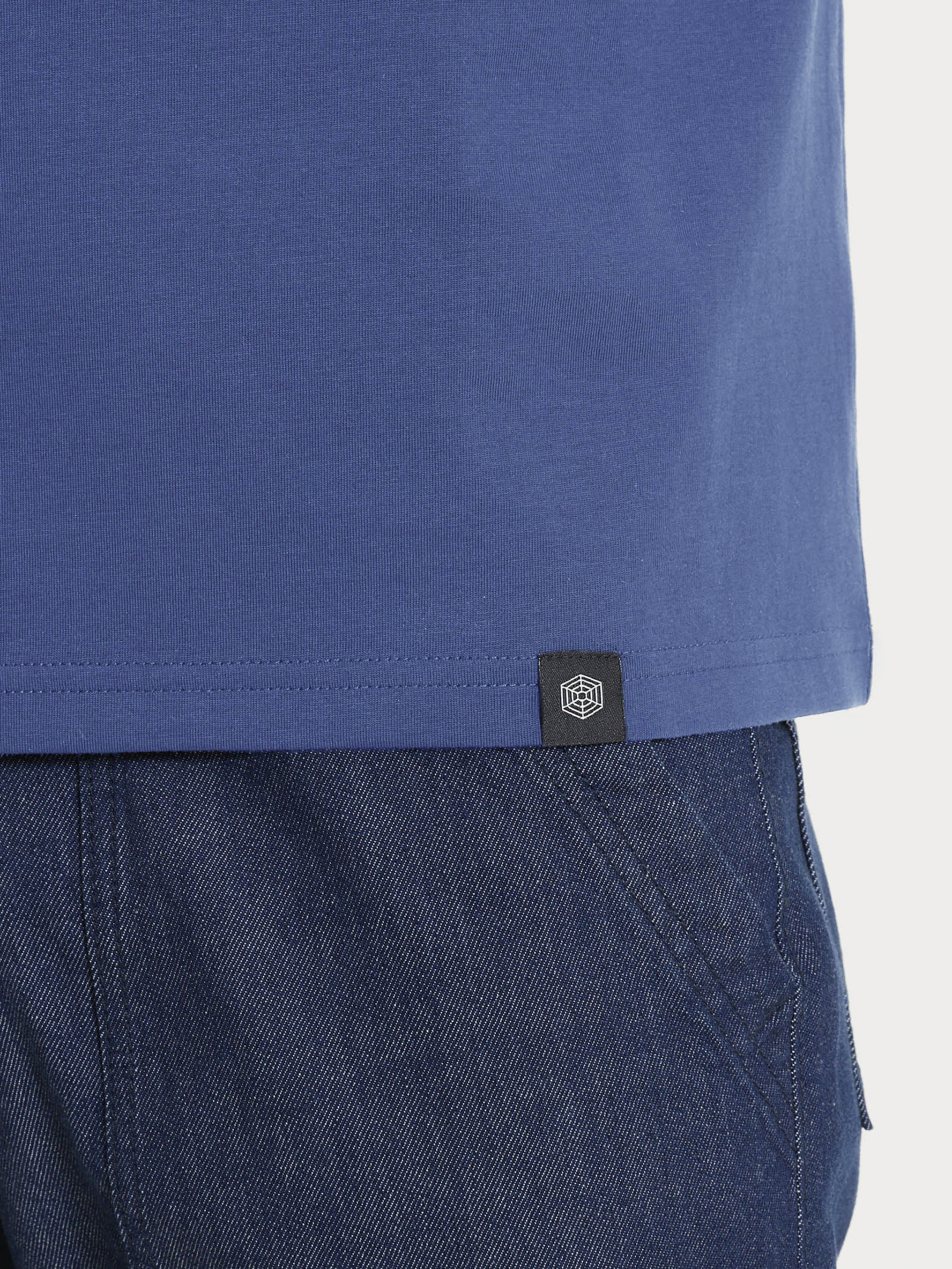 Maglietta girocollo tinta unita in Ultralight - Oceana - Image 3